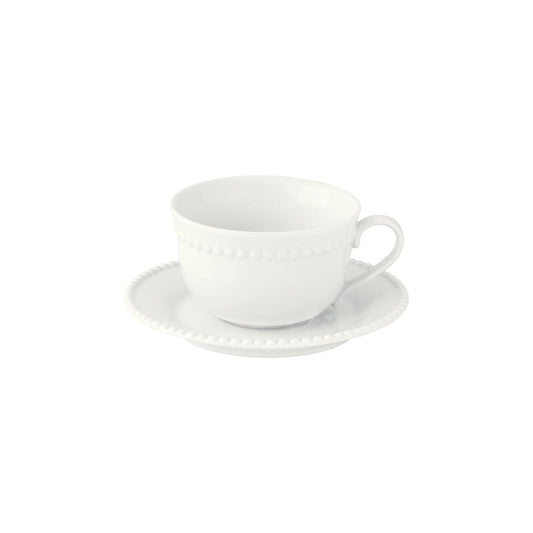 Taza de porcelana con plato